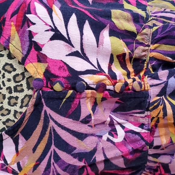 Cap-sleeve babydoll top - Picture 3 of 9